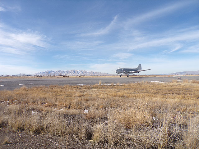 Final approach to the airport in Spanish Fork, Utah